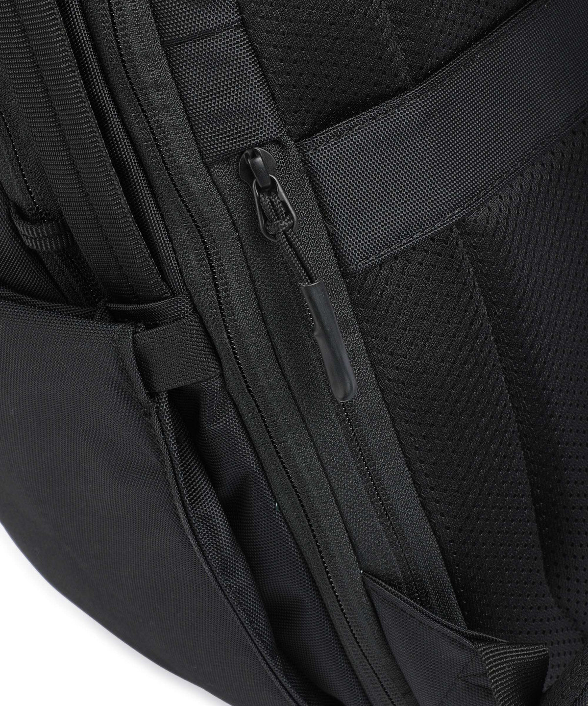 Thule Subterra 2 27 Backpack black