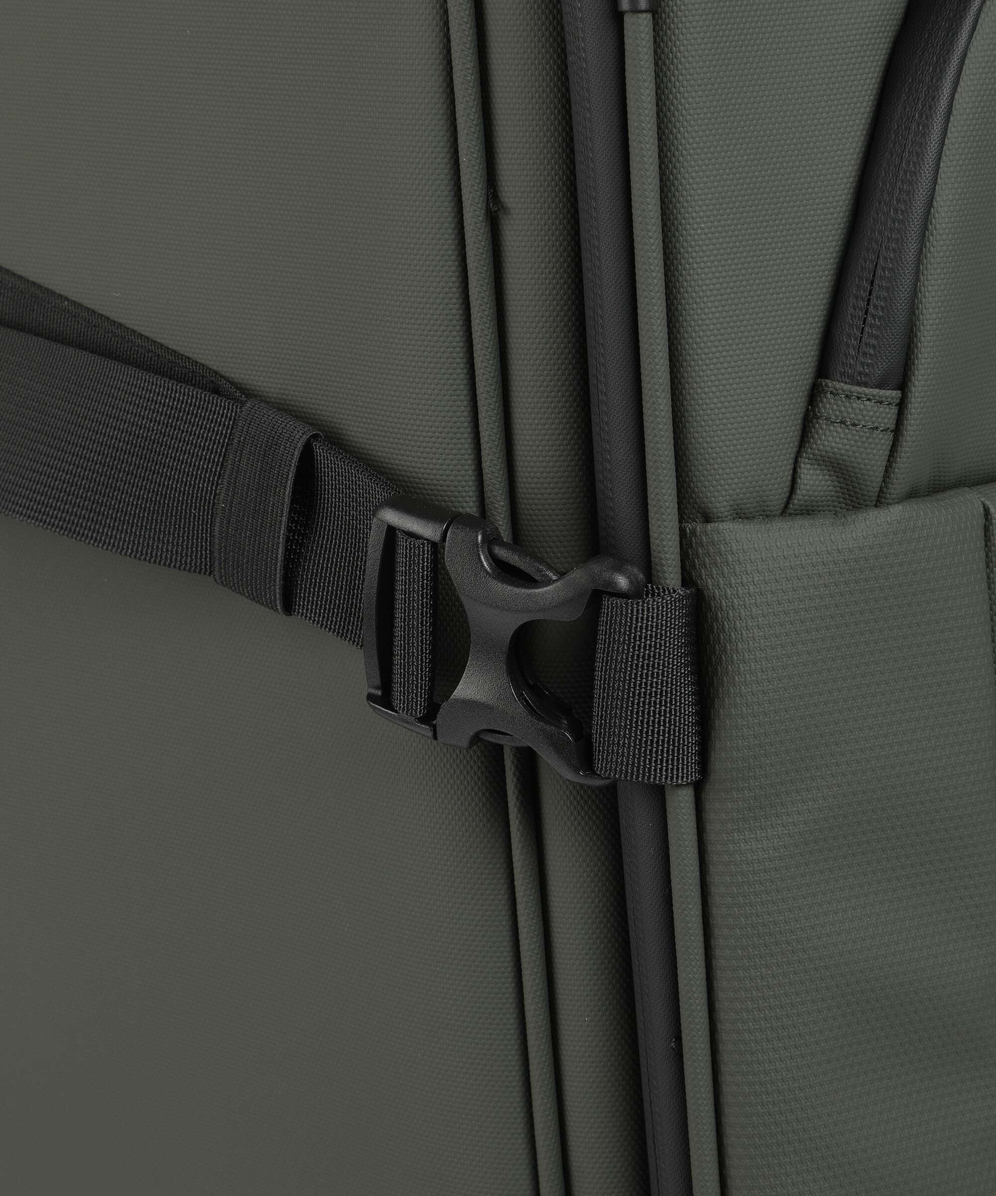 Travelite Briize Spinner (4 wheels) khaki