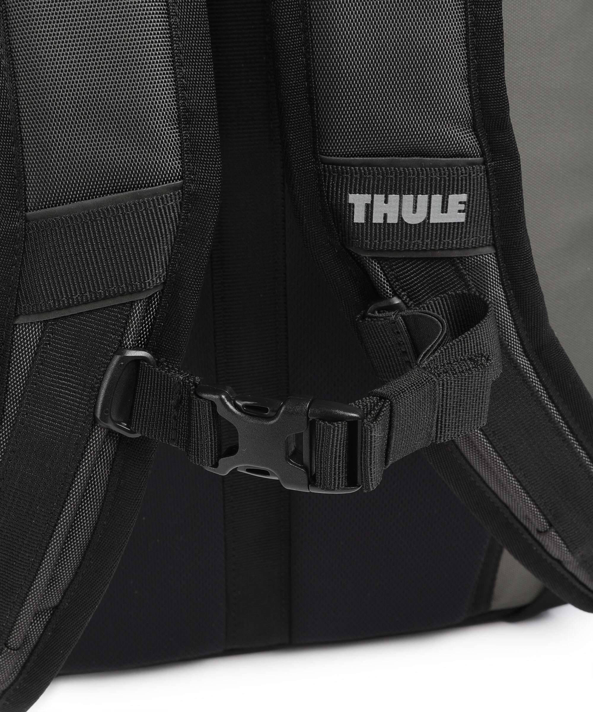 Thule Subterra 25 Backpack dark shadow