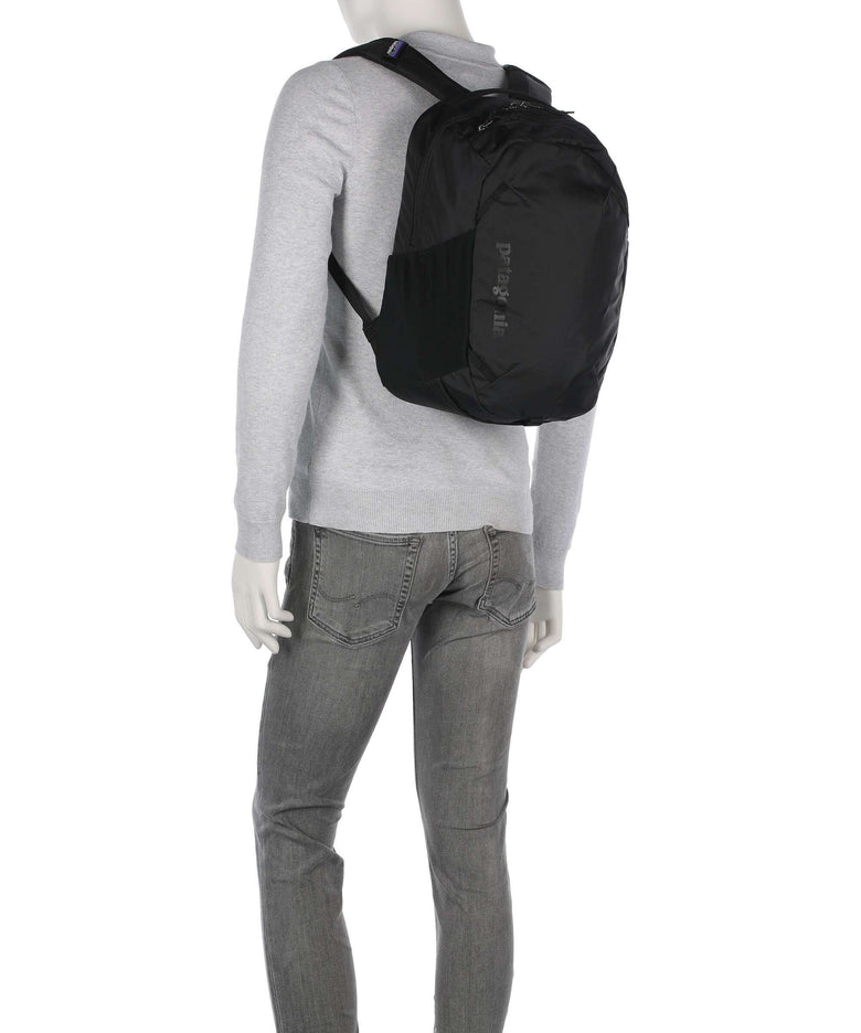 Patagonia Atom 24 Backpack berry fig