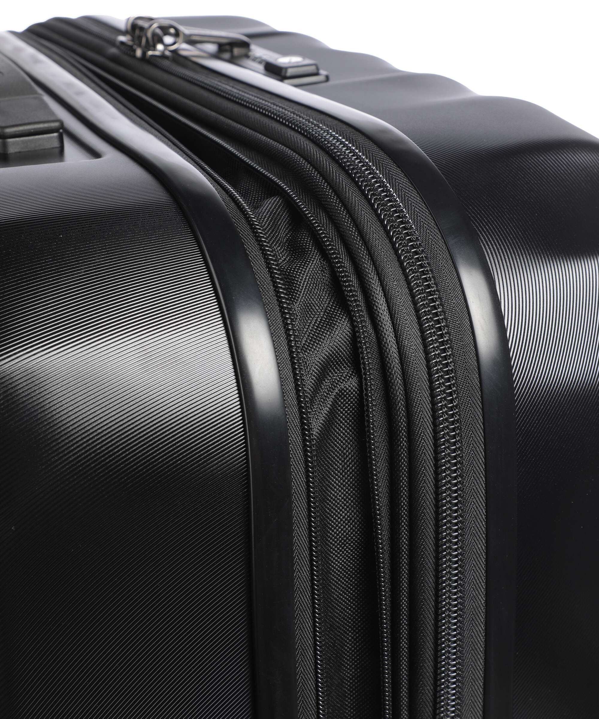 Delsey Paris Carrousel 2 Spinner (4 wheels) black