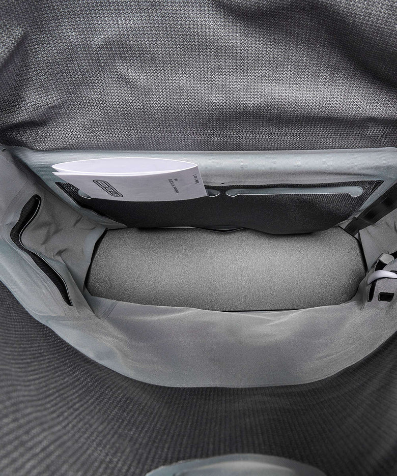 Ortlieb Twin-City Urban QL2.1 bike pannier pepper