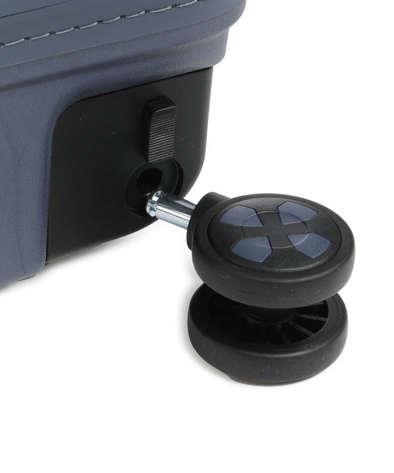 Impackt IP1 M Spinner (4 wheels) glacier blue