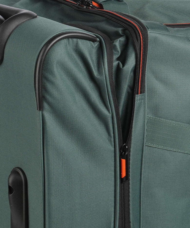 Travelite Basics Exp Travel bag with wheels grün