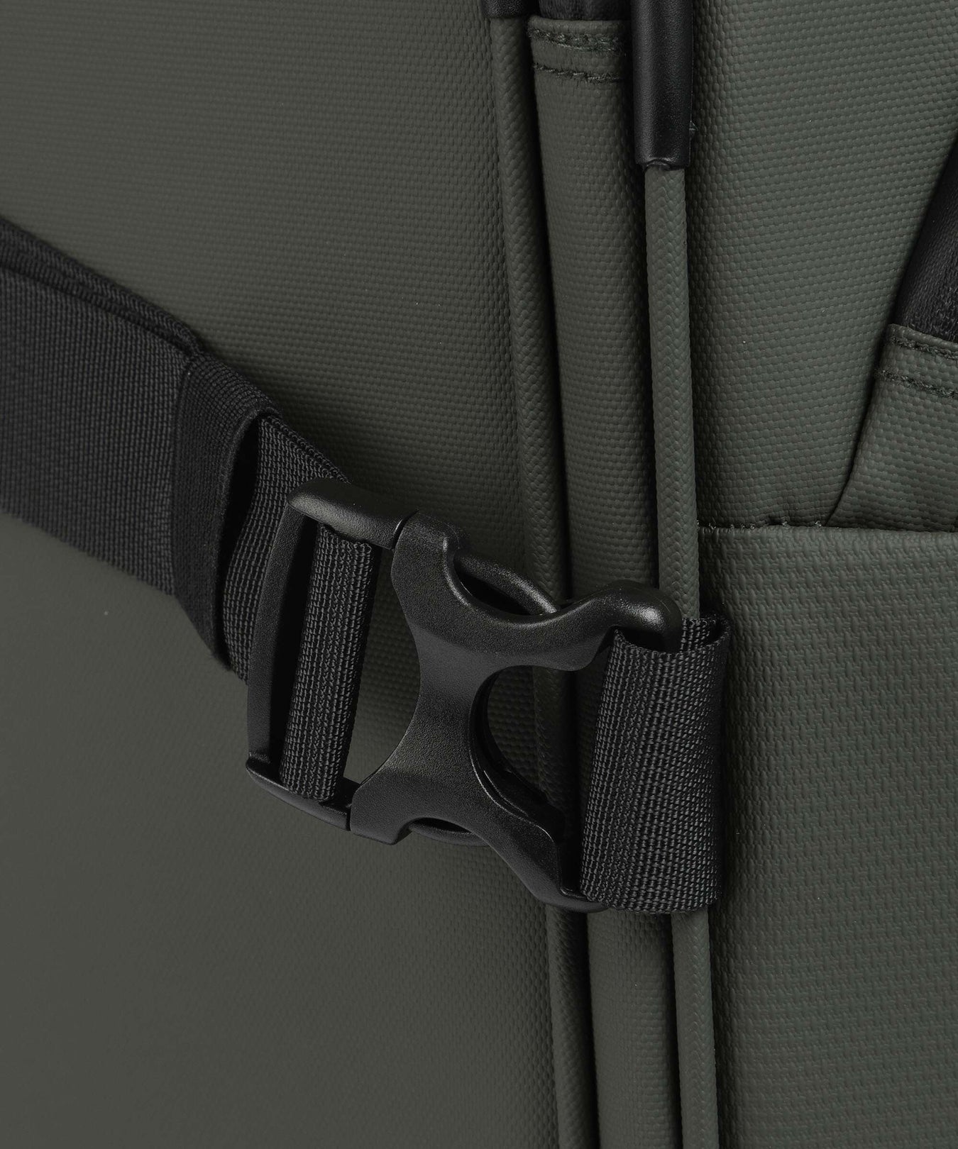 Travelite Briize Spinner (4 wheels) khaki