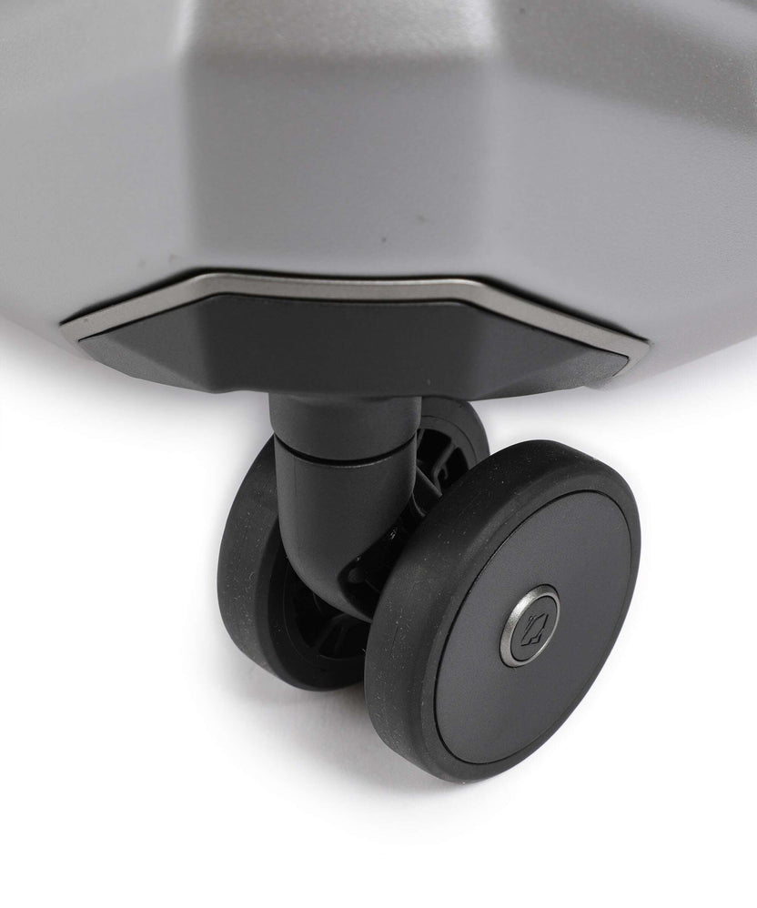 Travelite Millenium Spinner (4 wheels) silver