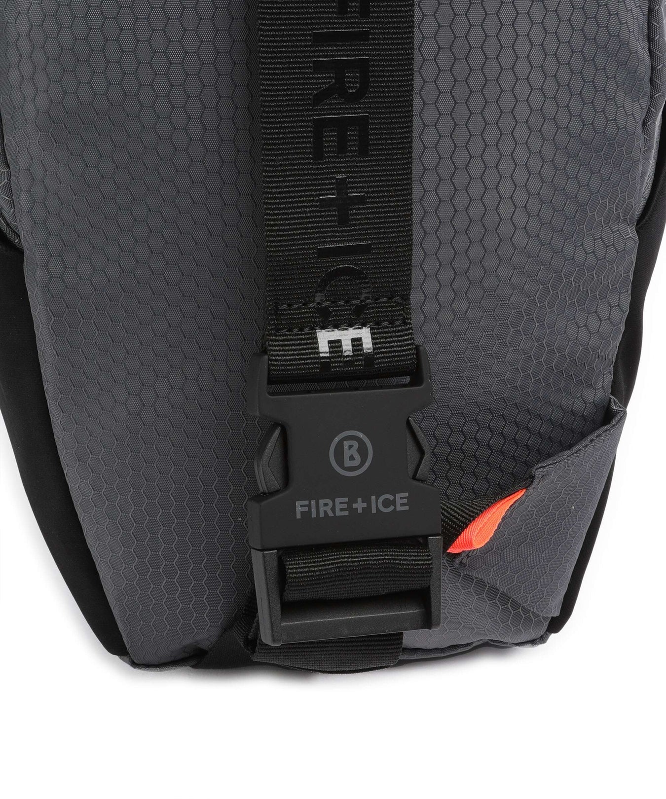 Bogner Park City Loki Sling bag bleached sand