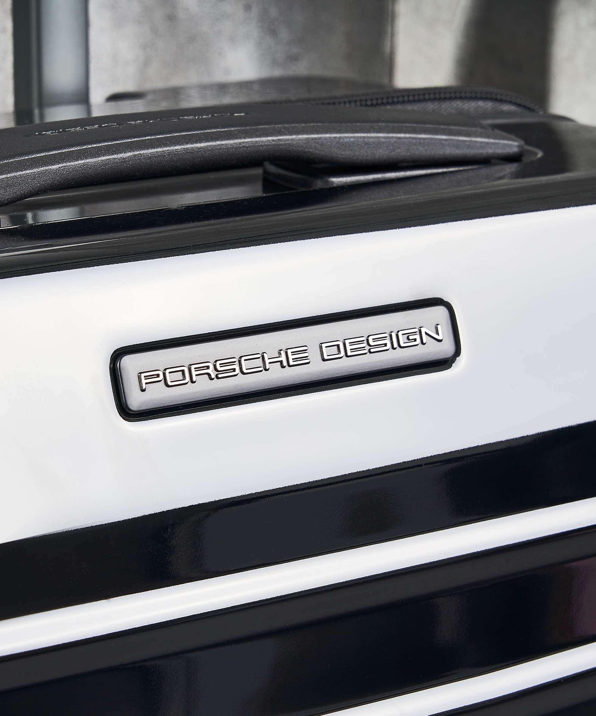 Porsche Design Roadster HC Spinner (4 wheels) black shiny