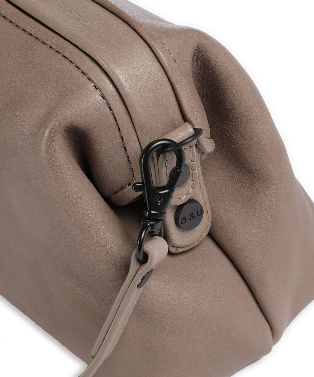 Aunts & Uncles Grandma's Luxury Club Mrs. Eclair Crossbody bag cashmere