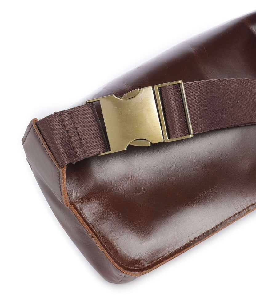 Buckle & Seam Crazy Horse Dash Fanny pack brown