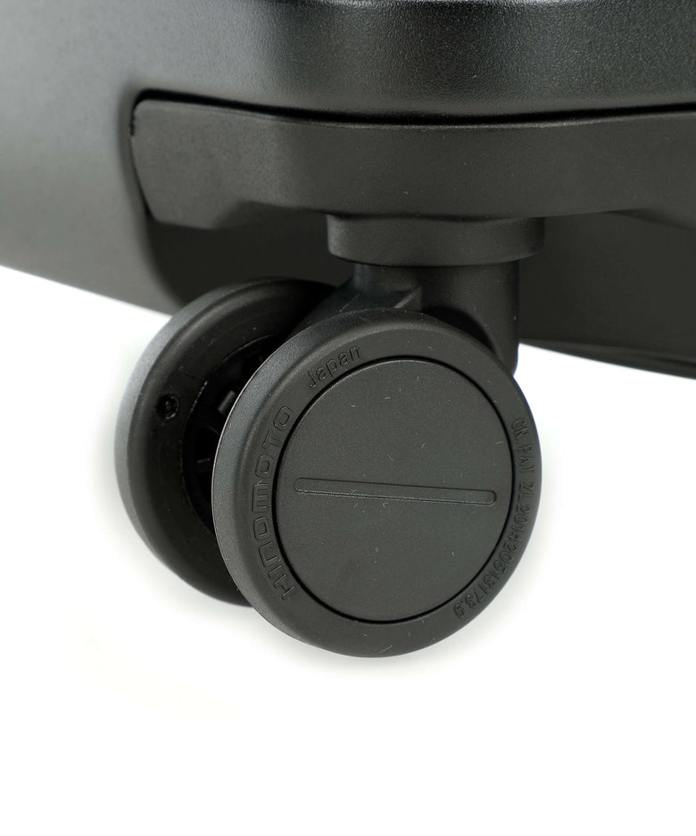 Horizn Studios M5 Essential Spinner (4 wheels) all black