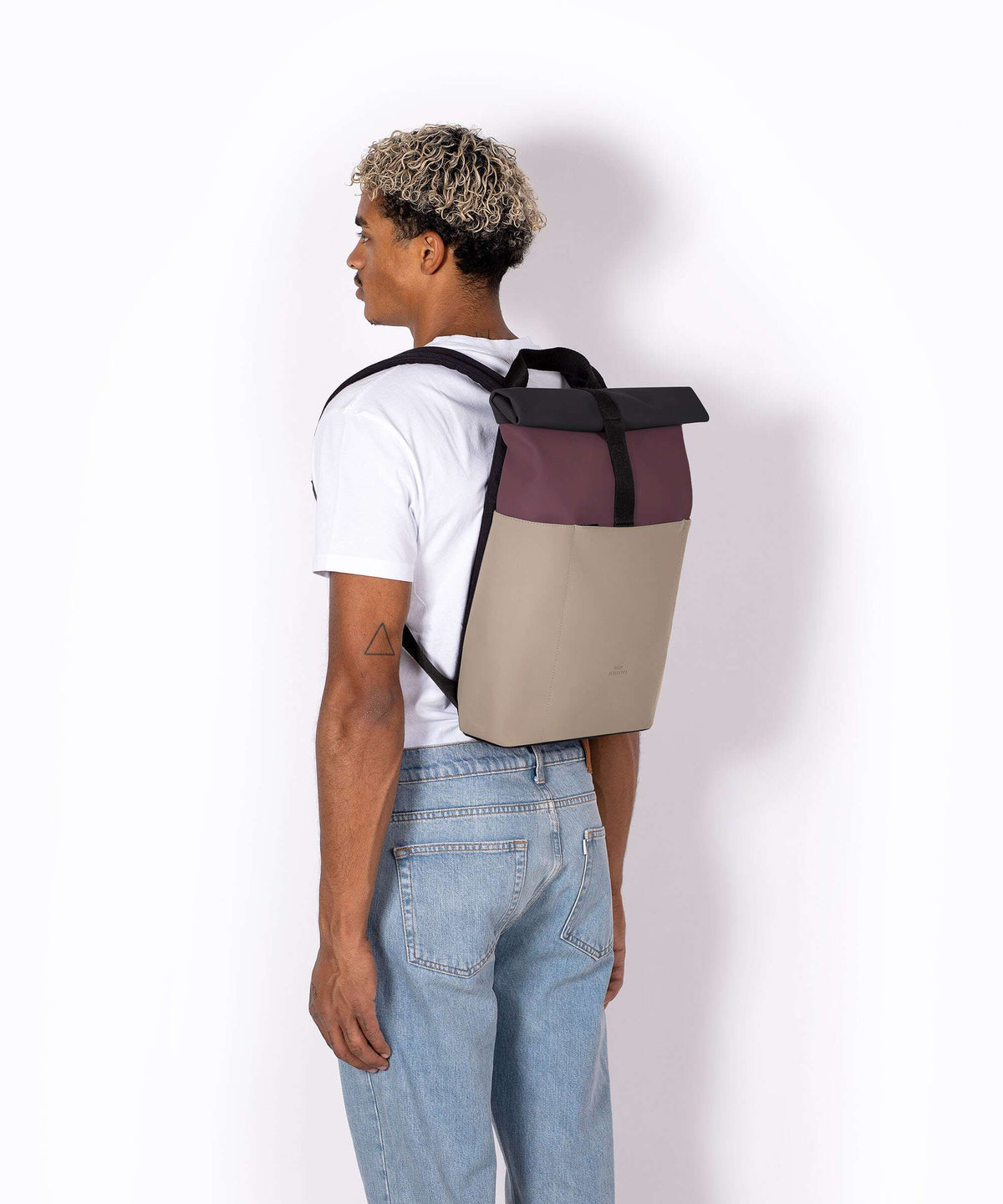 Ucon Acrobatics Aloe Hajo Mini Rolltop backpack sand/black