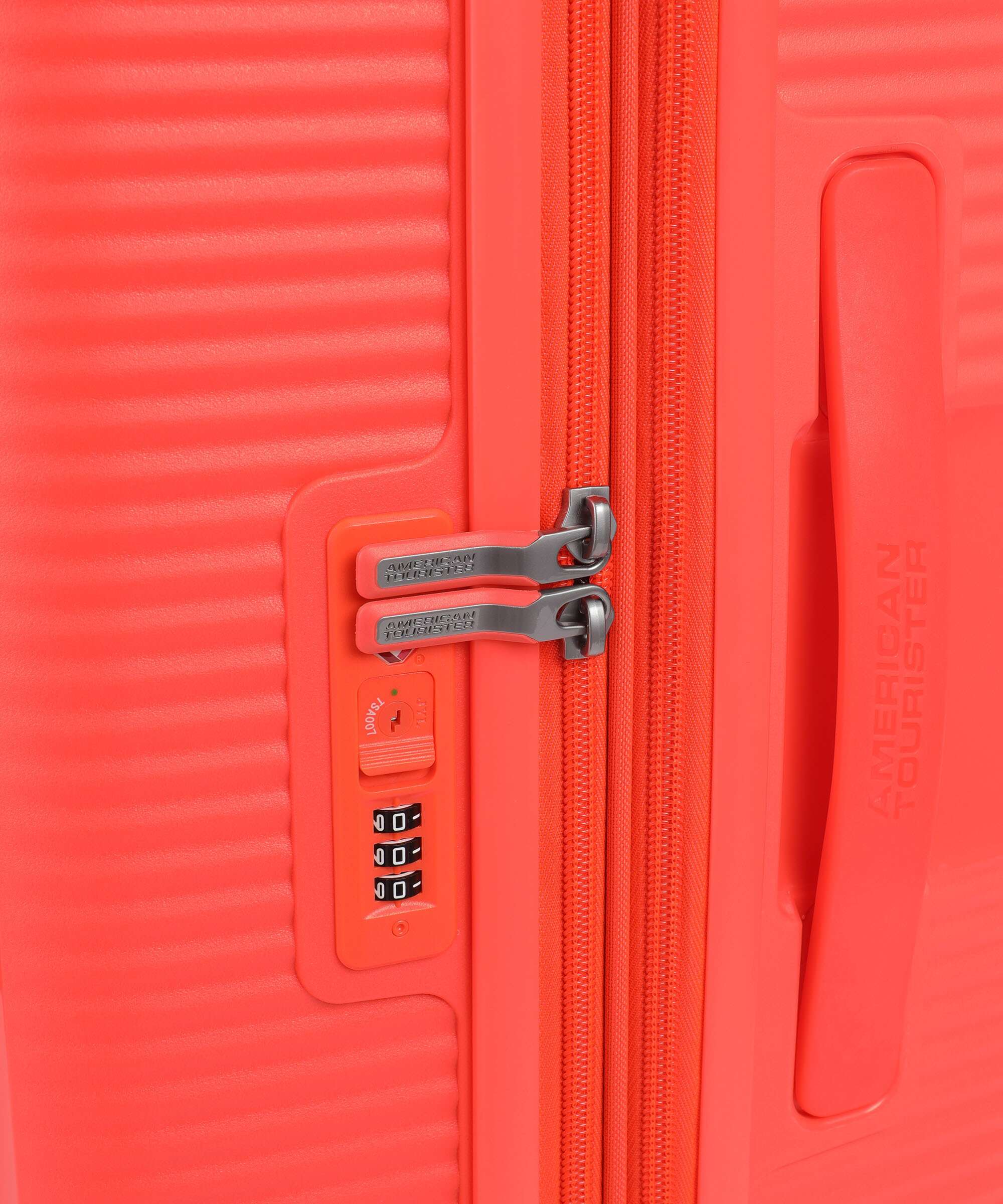 American Tourister Soundbox Spinner (4 wheels) neon orange