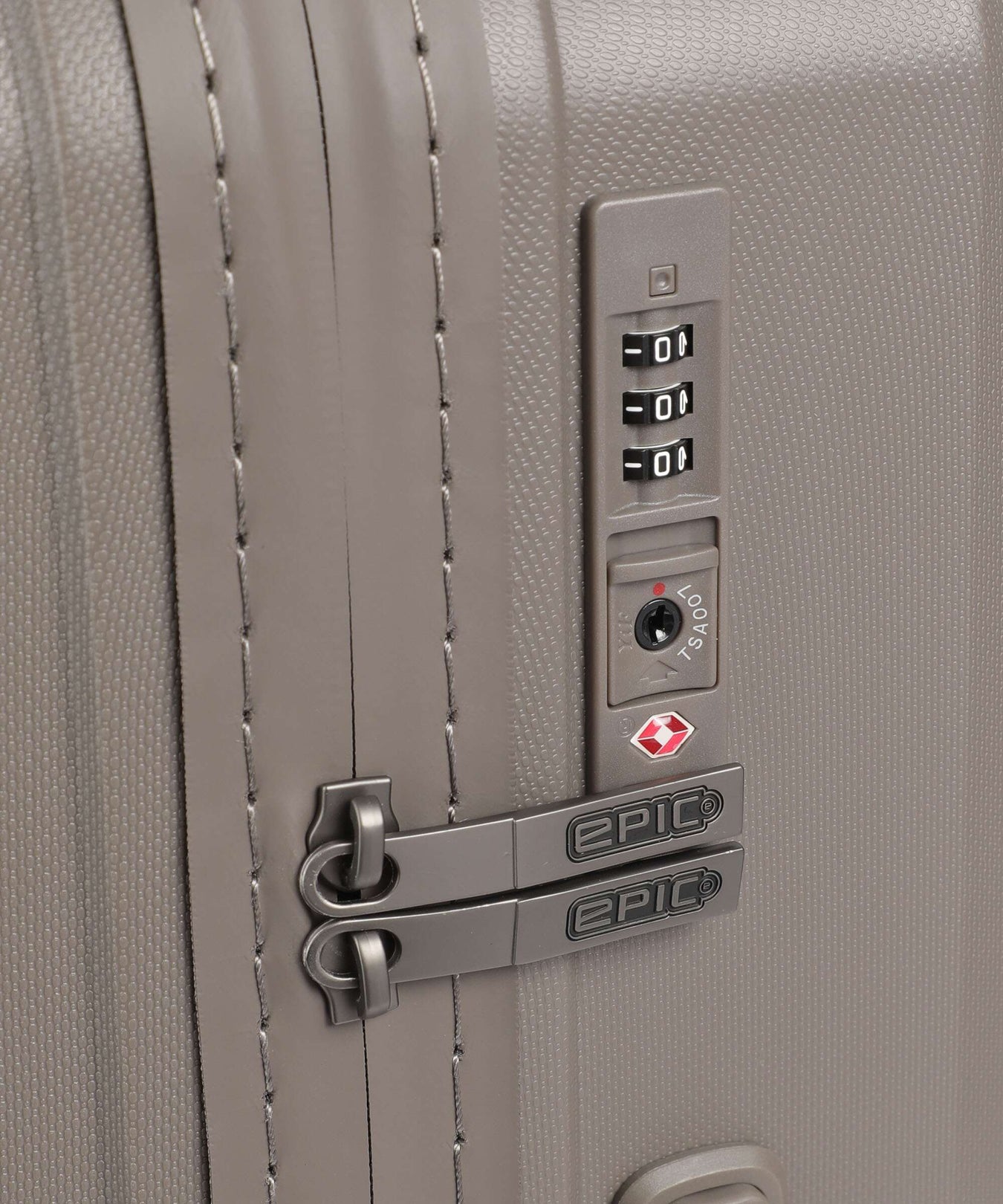 Epic Phantom SL Spinner (4 wheels) clay