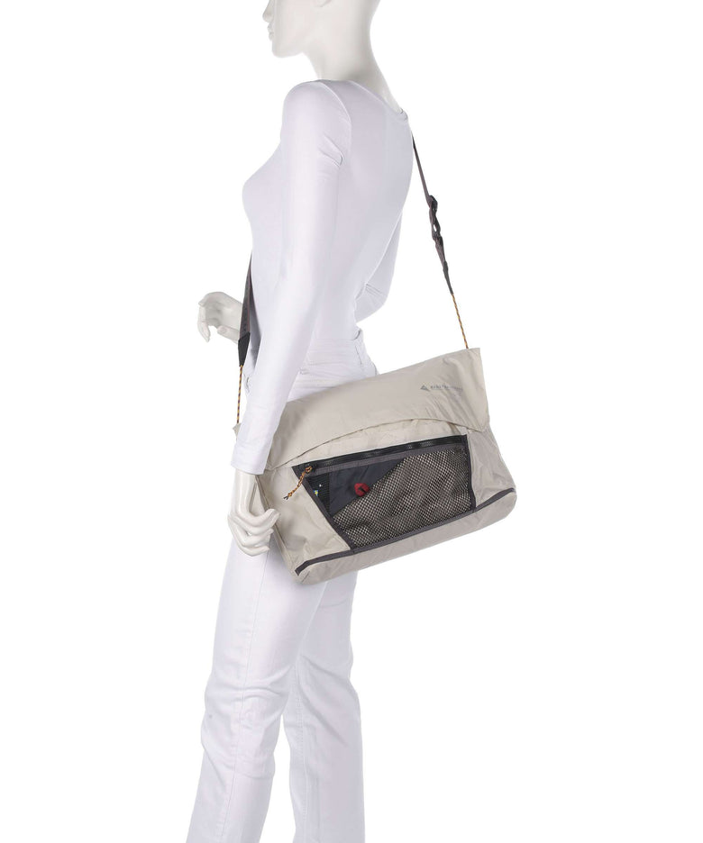 Klättermusen Gaut Messenger bag olive