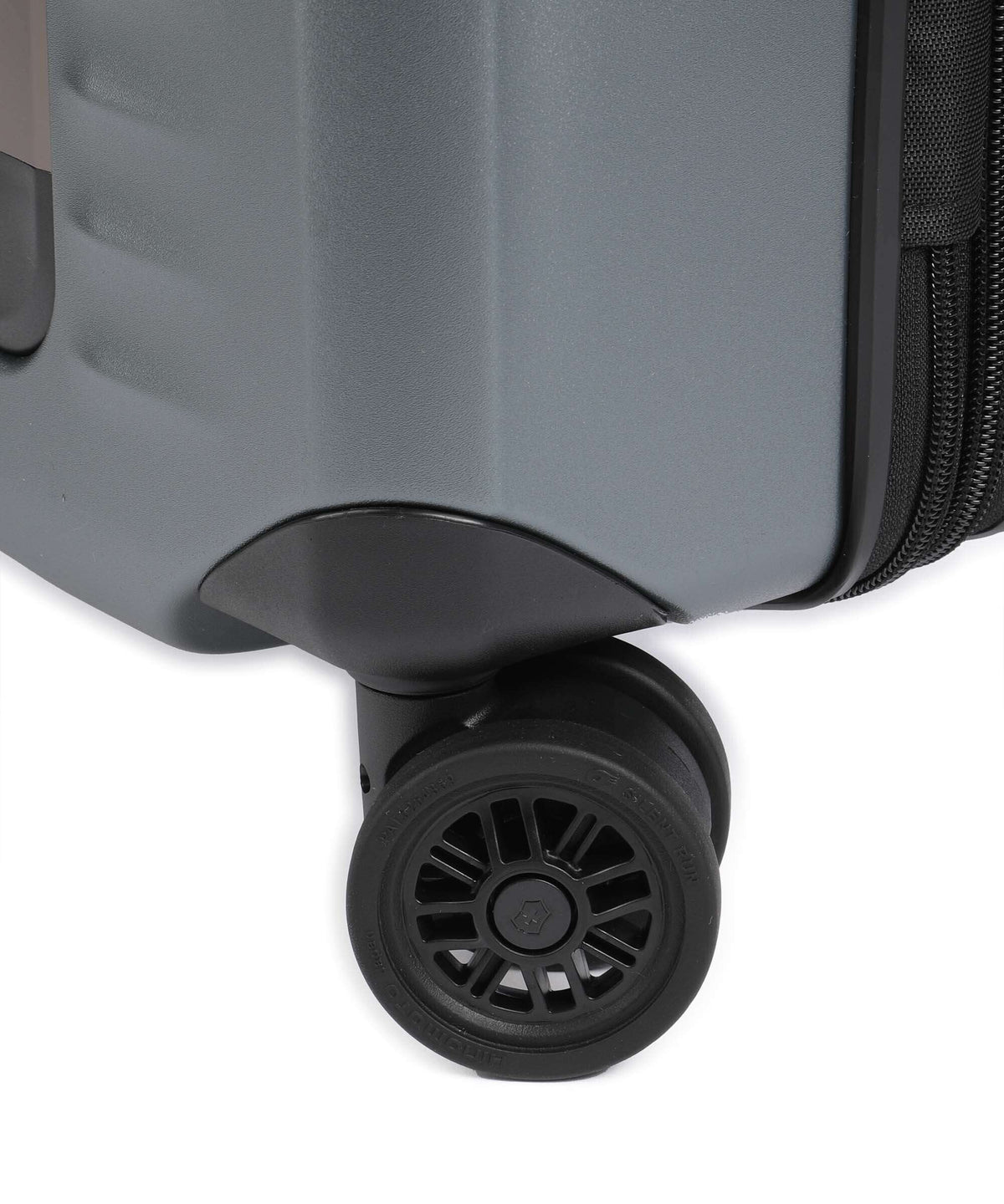 Victorinox Airox Advanced FFQ Spinner (4 wheels) storm