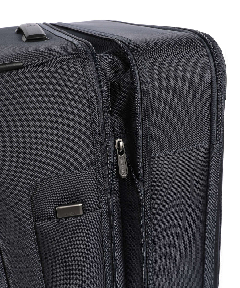 Victorinox Werks Traveler 7.0 M Spinner (4 wheels) navy blue