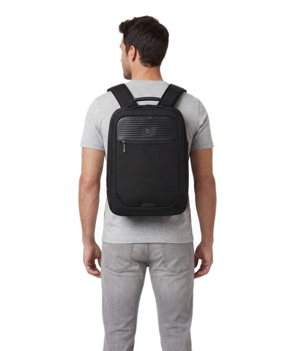 Victorinox Mythic Deluxe Backpack black