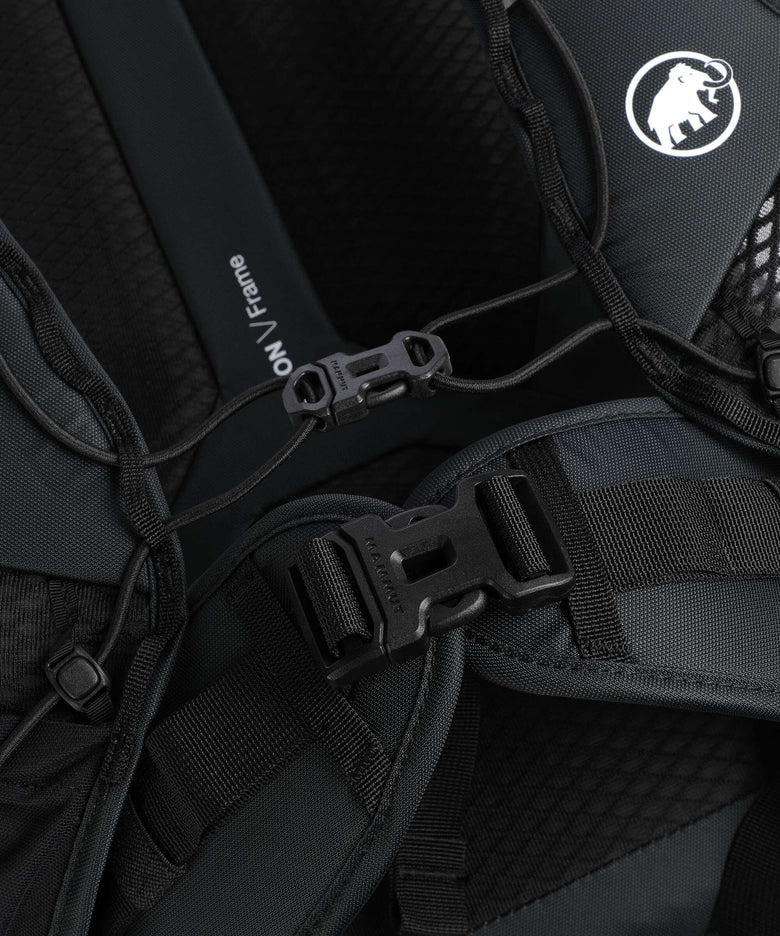 Mammut Trion 28 Hiking backpack white/black