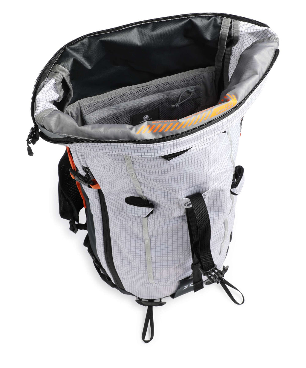 Mammut Trion 28 Hiking backpack white/black