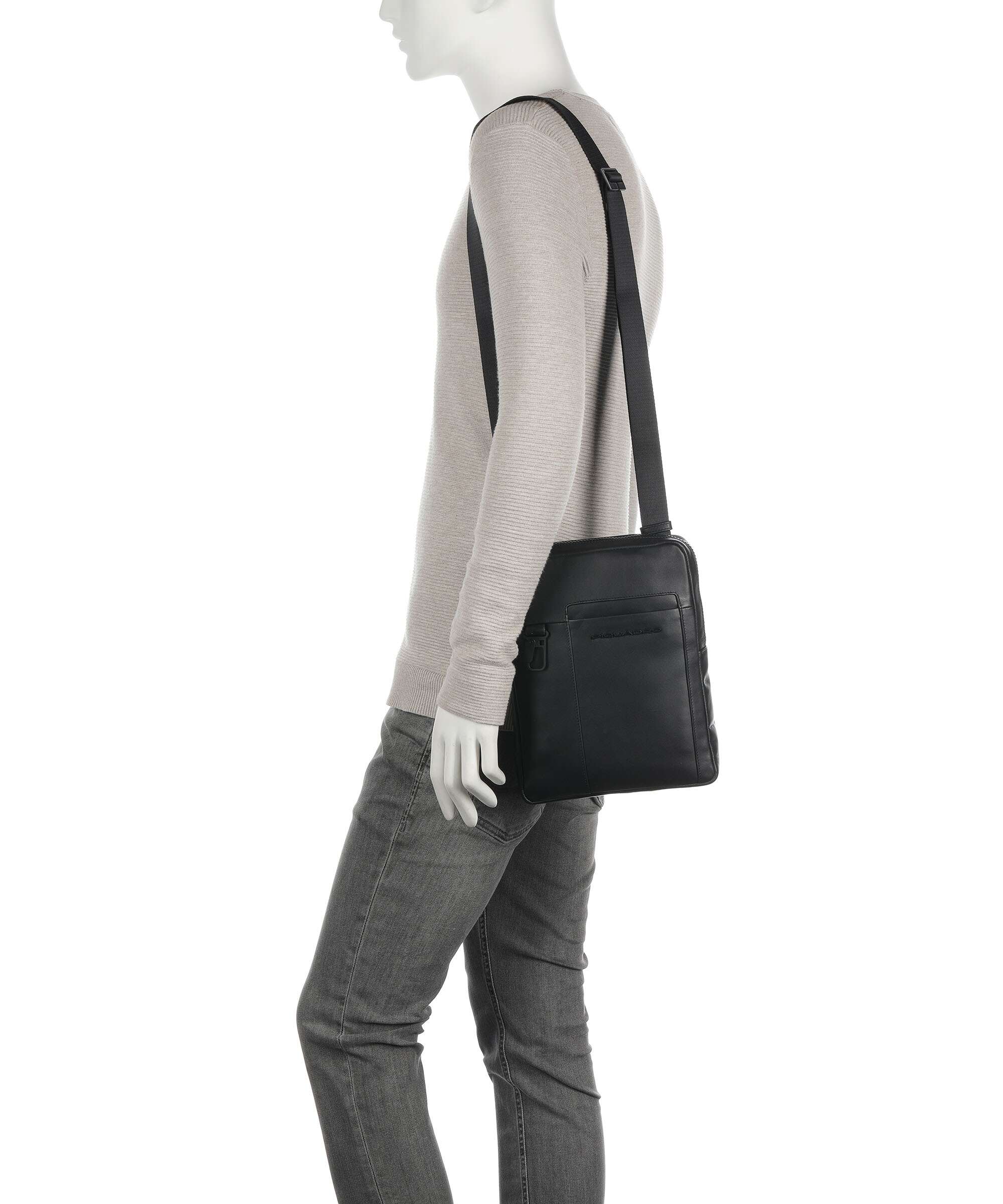 Piquadro Finn Crossbody bag black