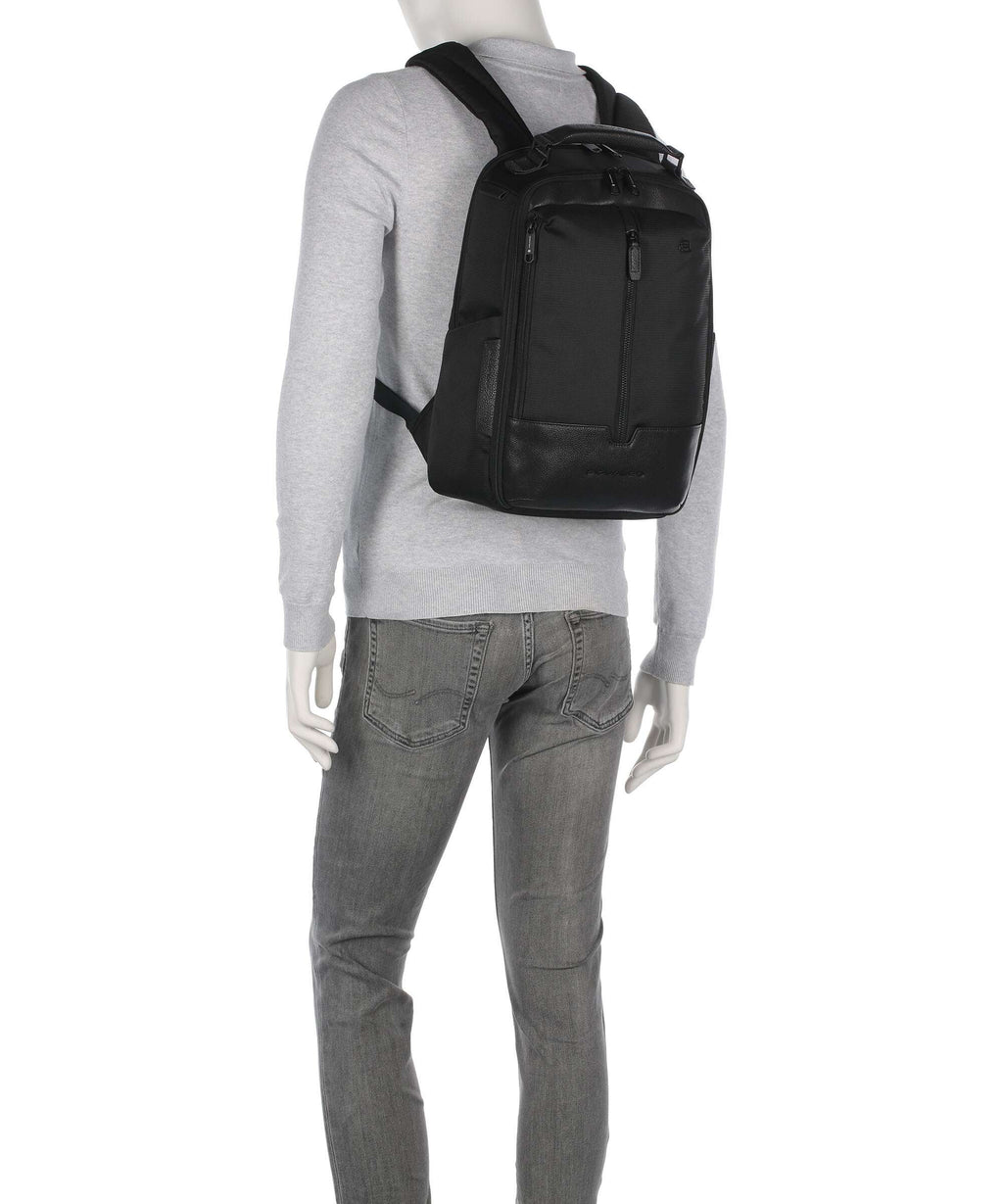 Piquadro W138 Travel backpack nero