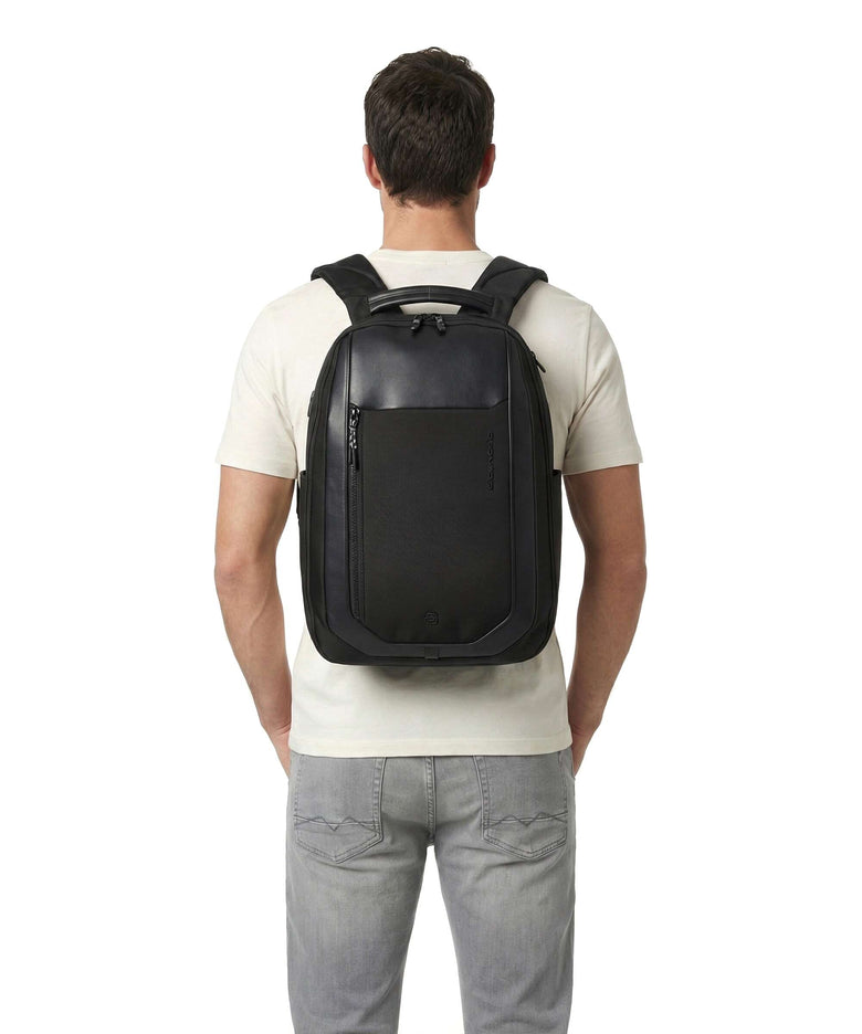 Piquadro Lyss Easyjet Travel backpack black