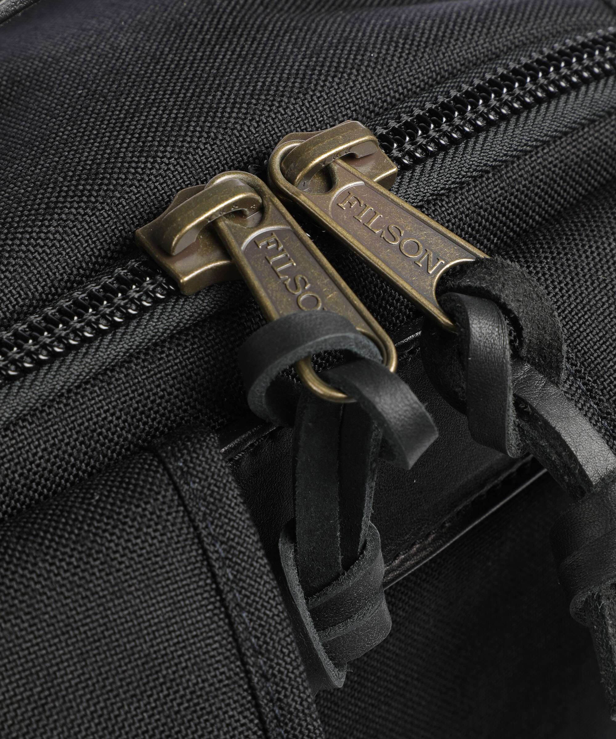 Filson Dryden Backpack dark navy