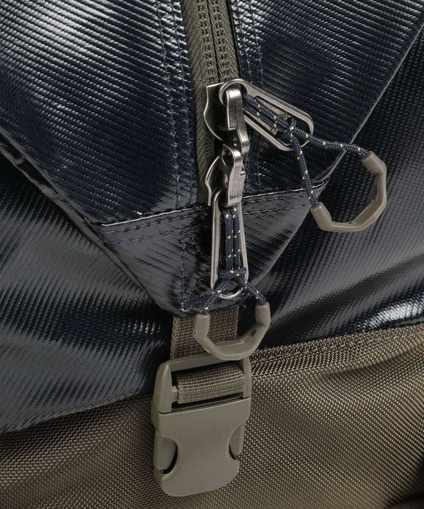 Eagle Creek Migrate 130 Backpack with wheels rush blue