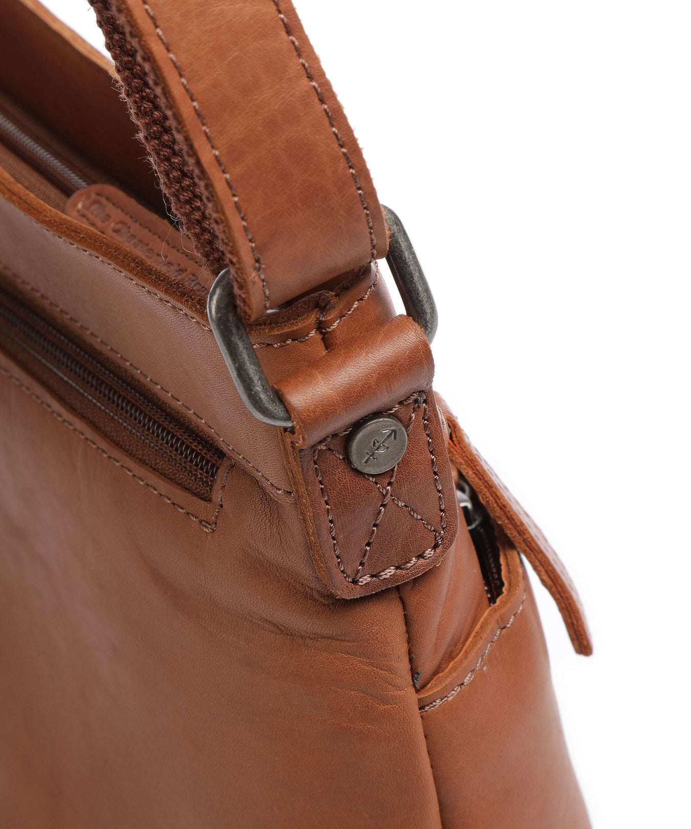 The Chesterfield Brand Cow Wax Pull Up Almeria Crossbody bag cognac