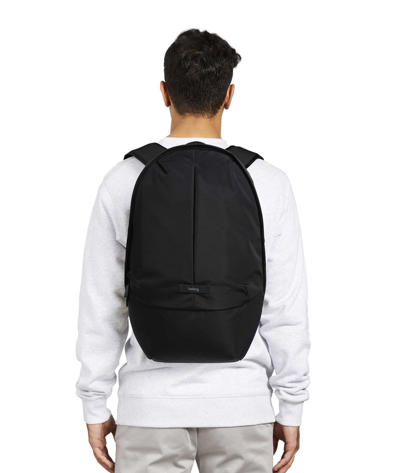 Bellroy Classic 24 Plus Backpack navy