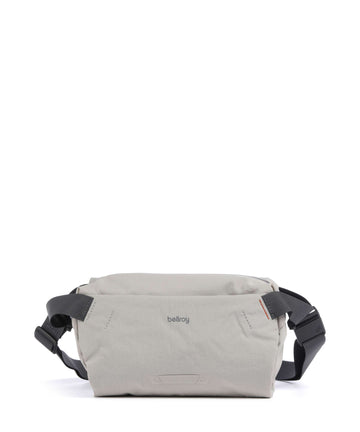 Bellroy Lite 4L Mini Taška typu sling ash