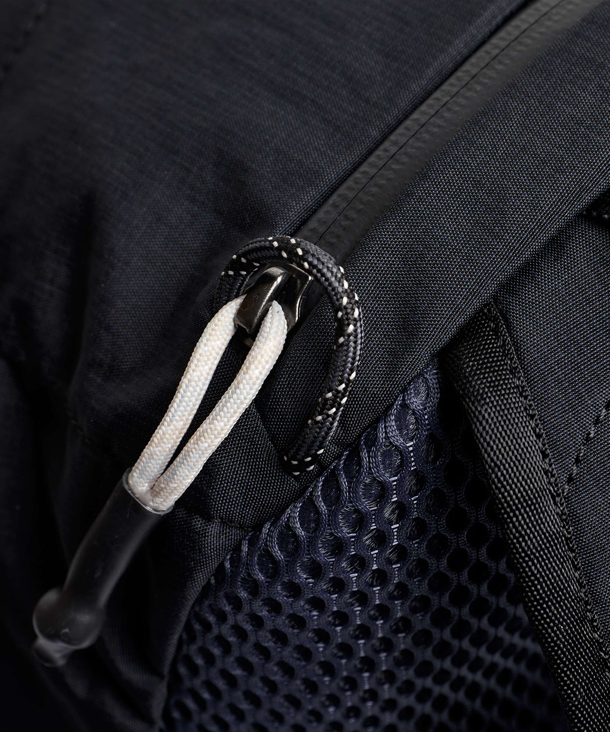 Bellroy Lite 20 Backpack black