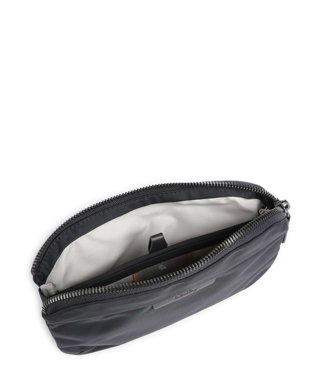 Bellroy Tokyo 1 Crossbody bag navy