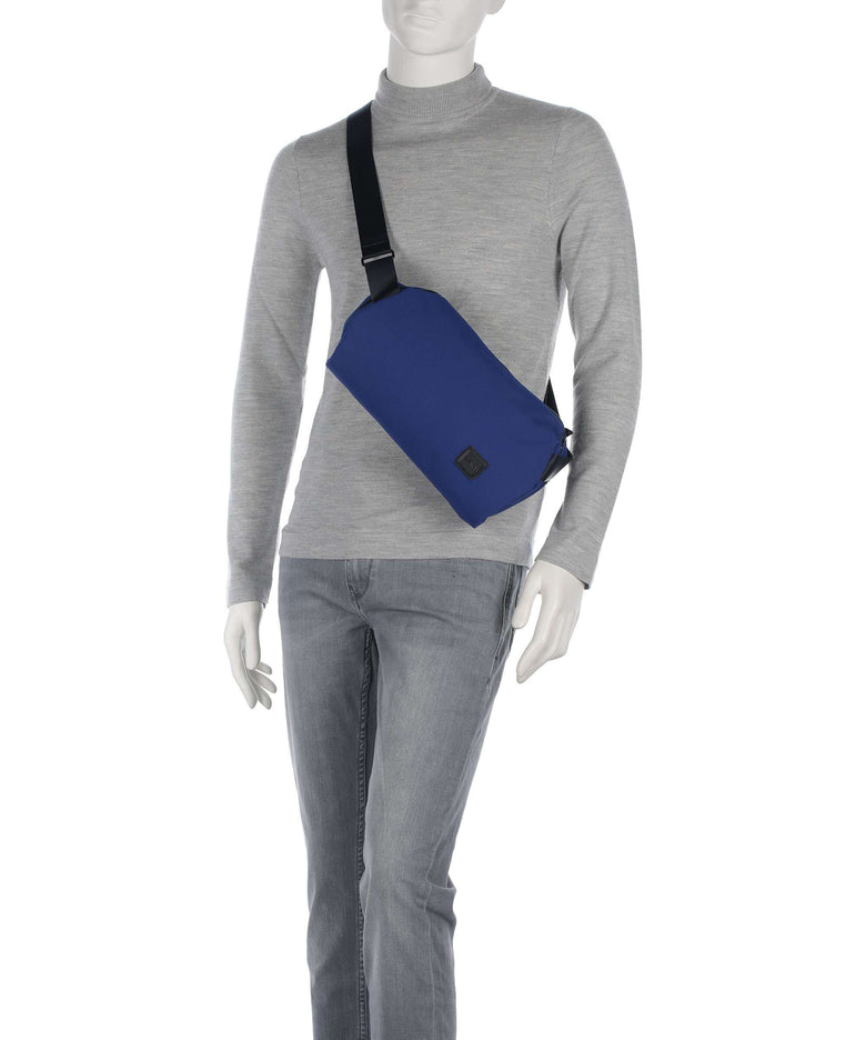 Bellroy Classic 7L Sling bag indigo